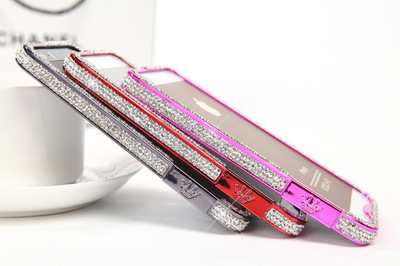 璀璨升級 iPhone 5S/4S爆閃水鉆邊框手機殼選購指南